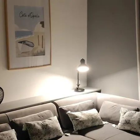 Au Mont D'opale アパート *